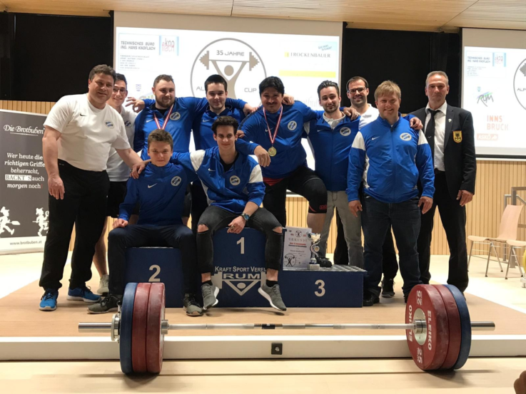 Internationaler Alpen-Cup im Gewichtheben 2019 mit drei Athleten der TG Landshut im Bayernteam