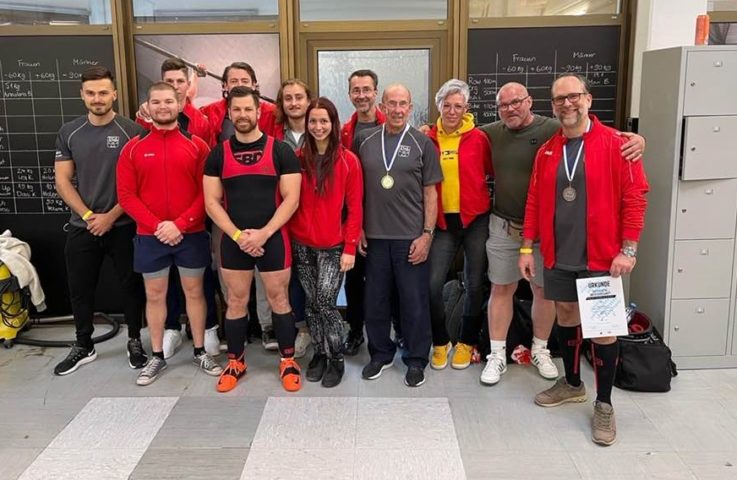 Bayerische Meisterschaft 2021 im Kraftdreikampf – Perfekte Rückkehr auf die Wettkampfbühne