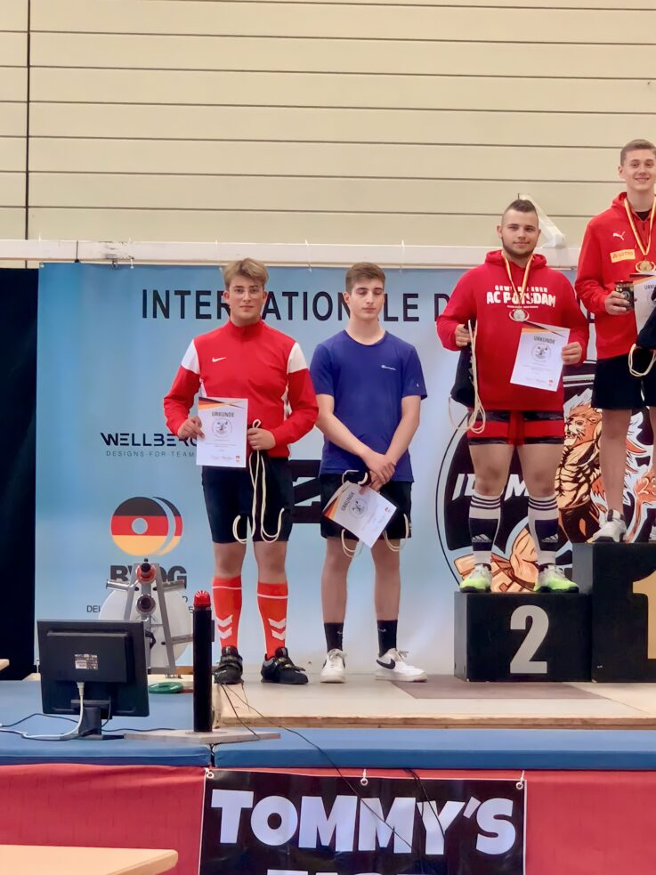 Leonard Brandl Simons mit Bestleistungen bei der IDJM