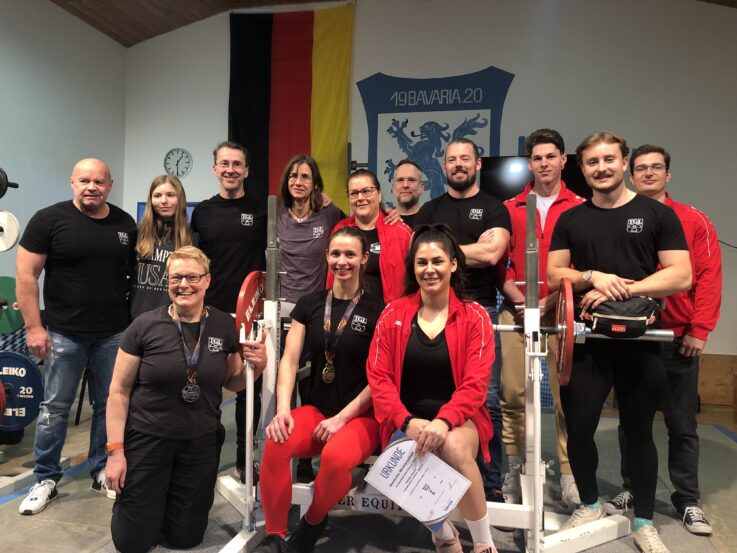 Medaillenregen für TGL-Bankdrücker bei Deutscher Meisterschaft
