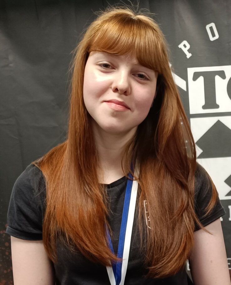 TGL-Powerlifterinnen:  Emily Schitz gewinnt Gold, Angelina Miota Silber bei DM