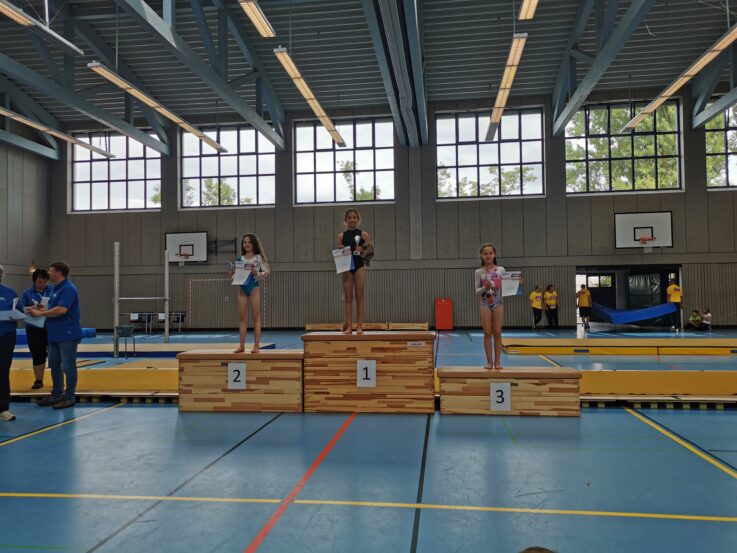 IMG_20240615_163629 Siegerehrung Jahn 2014 weiblich