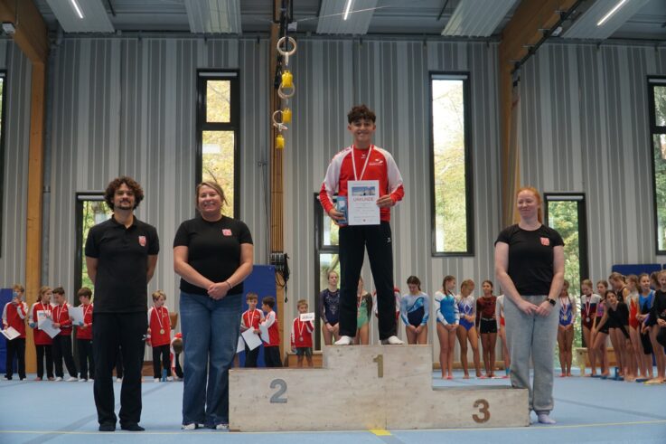 DSC02848 2008 männlich