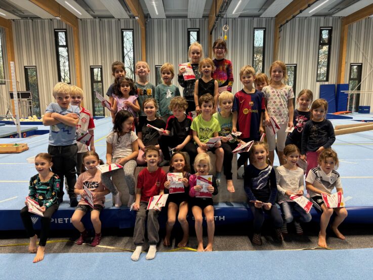 Turnstunde Mittwoch 15 Uhr Turnstunde Mittwoch 15 Uhr