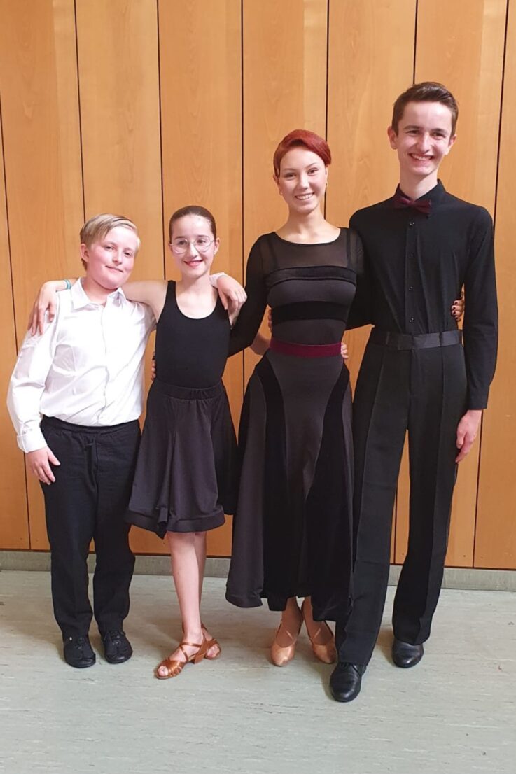 Tanzturnier mit begeisterten Nachwuchstalenten