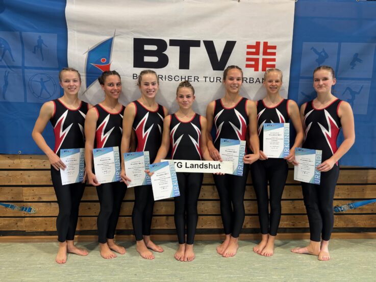 Gemeinsam zeigten sie tolle Übungen TG Landshut 3 Gemeinsam zeigten sie tolle Übungen TG Landshut 3