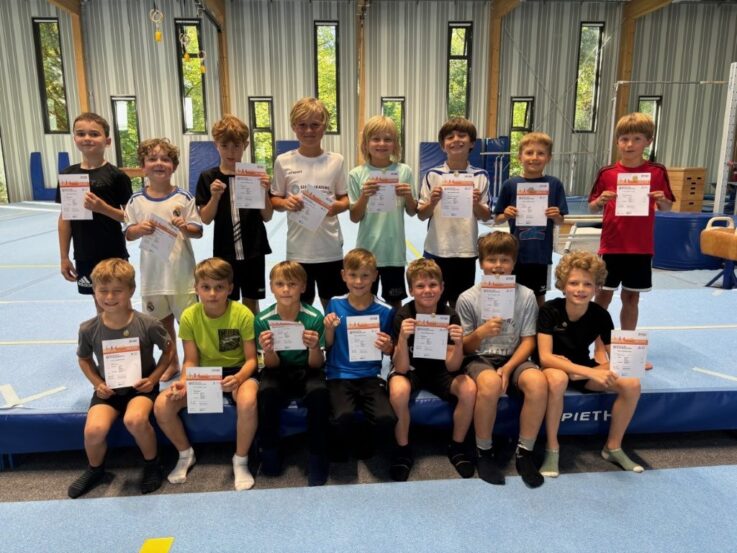 Turnstunde Donnerstag 16 Uhr Turnstunde Donnerstag 16 Uhr