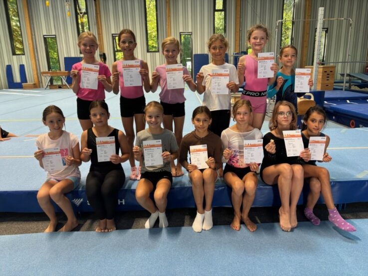 Turnstunde Freitag 16 Uhr Turnstunde Freitag 16 Uhr